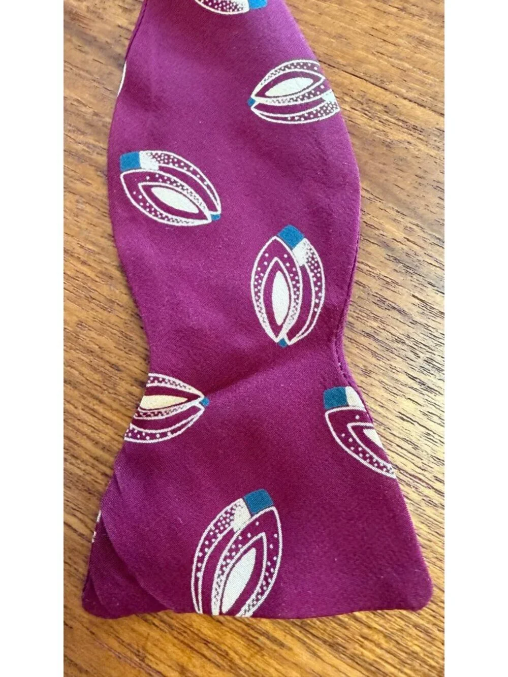 Vintage Polo By Ralph Lauren Mens Adjustable Bow Tie Burgundy Geometric Silk USA